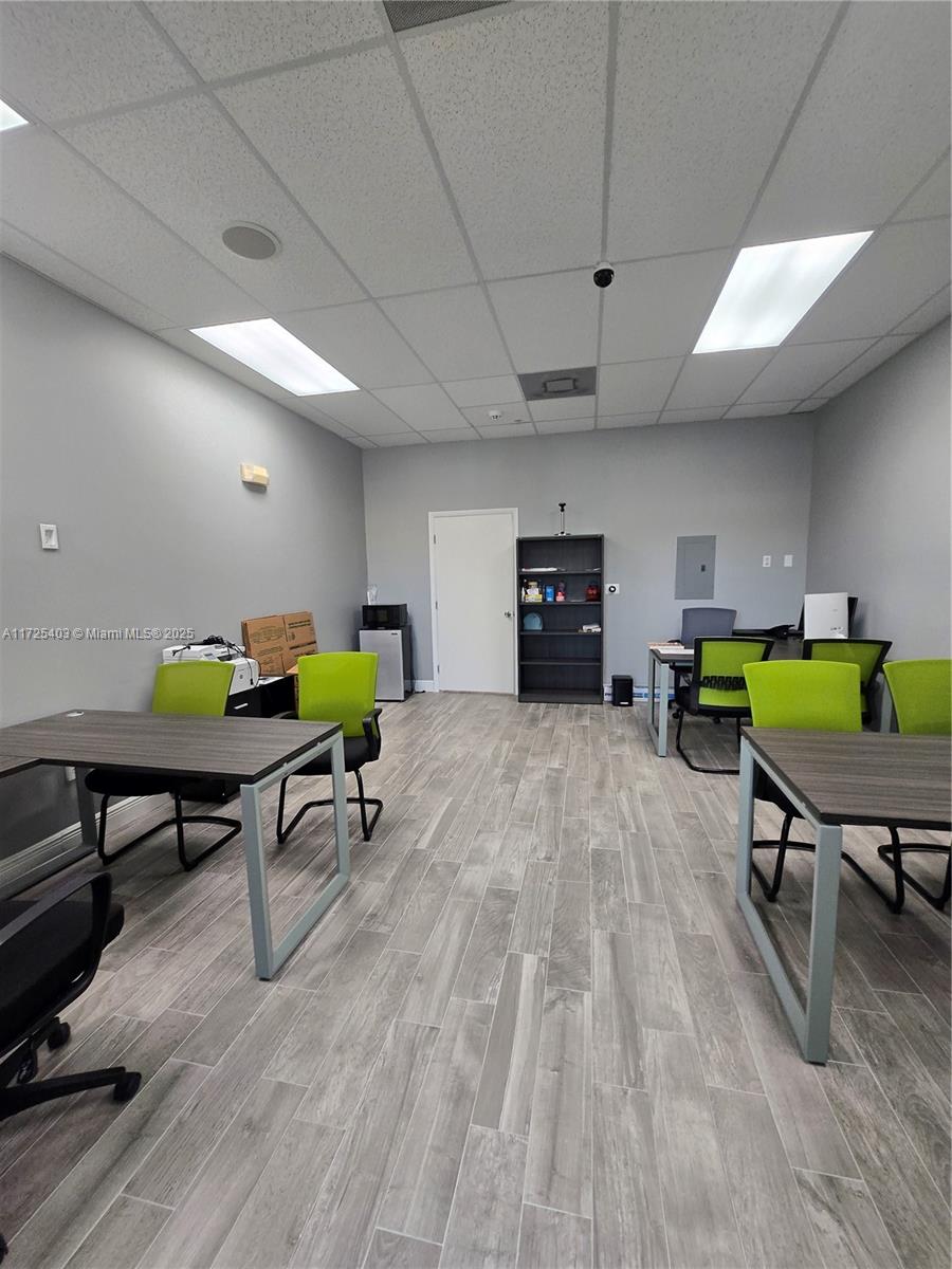 Beautiful  Office